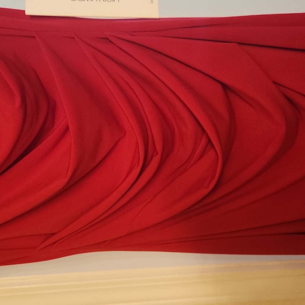 Dress - Picture 4 of 4